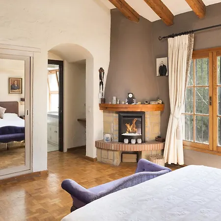 With 5 Bedrooms In Estepona, With Wonderful Sea View, Private Po *